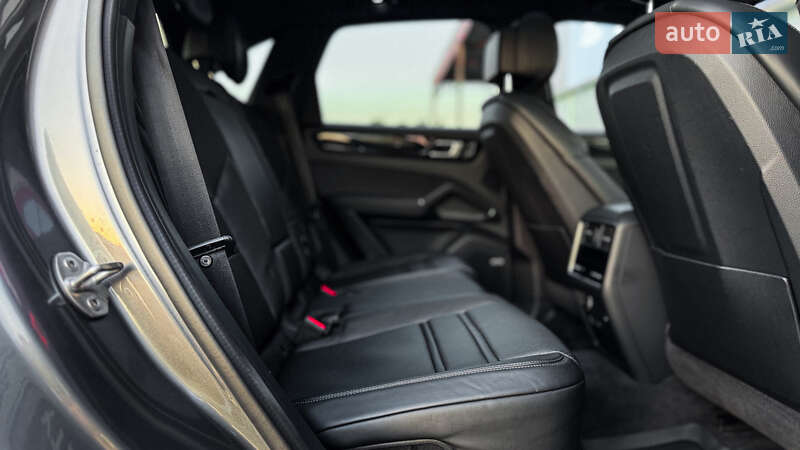 Внедорожник / Кроссовер Porsche Cayenne 2021 в Ровно фото 67 Внедорожник / Кроссовер Porsche Cayenne 2021 в Ровно
