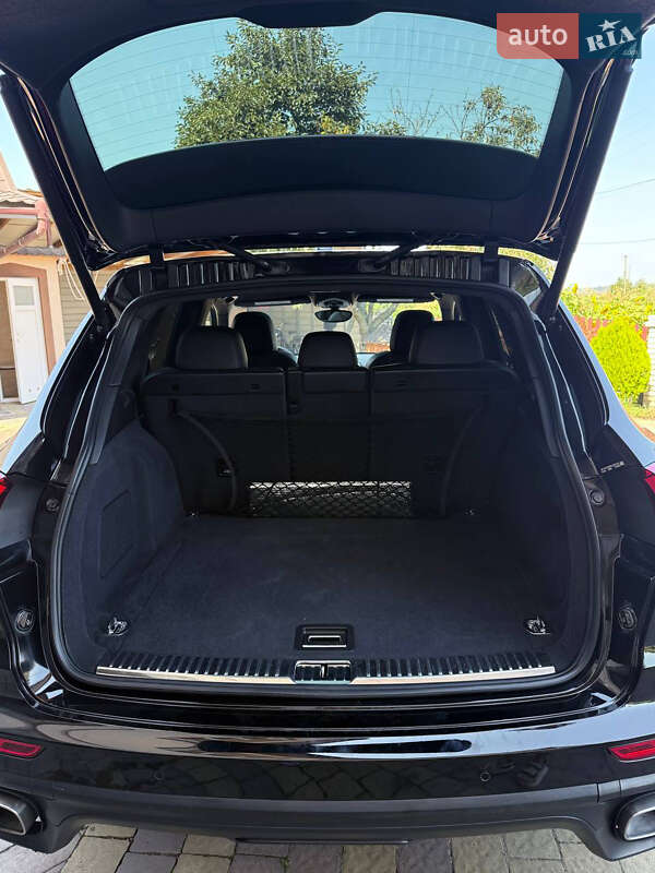 Позашляховик / Кросовер Porsche Cayenne 2014 в Івано-Франківську