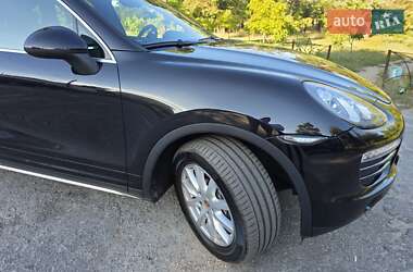 Внедорожник / Кроссовер Porsche Cayenne 2013 в 