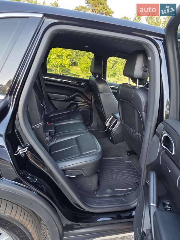 Позашляховик / Кросовер Porsche Cayenne 2013 в Києві фото 12 Позашляховик / Кросовер Porsche Cayenne 2013 в Києві