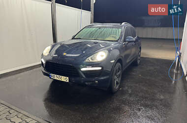 Внедорожник / Кроссовер Porsche Cayenne 2010 в 