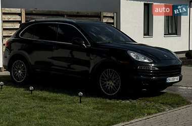 Внедорожник / Кроссовер Porsche Cayenne 2011 в 