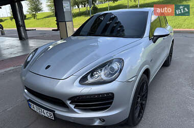 Внедорожник / Кроссовер Porsche Cayenne 2013 в 