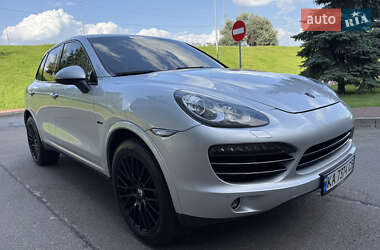 Внедорожник / Кроссовер Porsche Cayenne 2013 в 