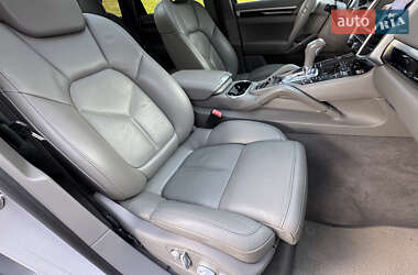 Внедорожник / Кроссовер Porsche Cayenne 2013 в 
