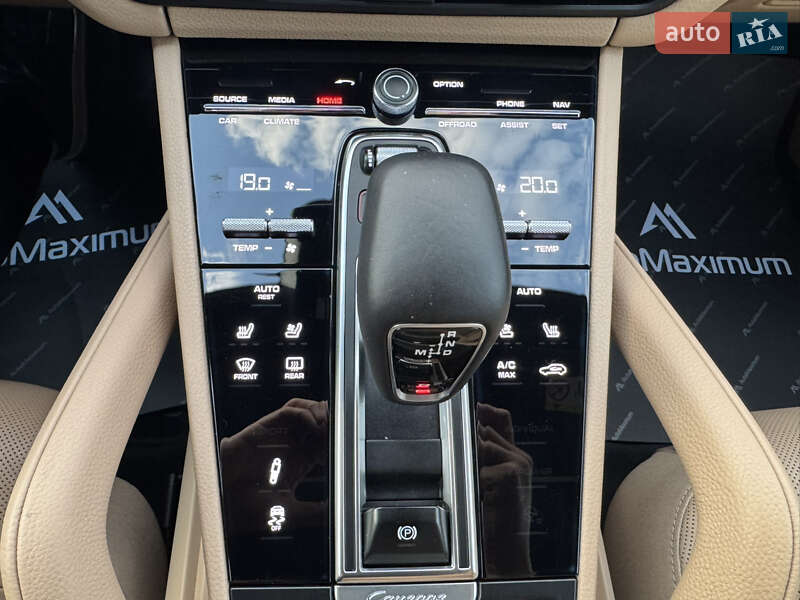 Внедорожник / Кроссовер Porsche Cayenne 2018 в Киеве
