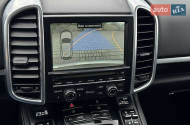 Внедорожник / Кроссовер Porsche Cayenne 2013 в 
