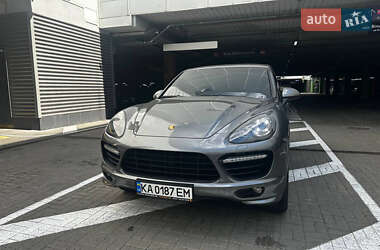 Porsche Cayenne 2012