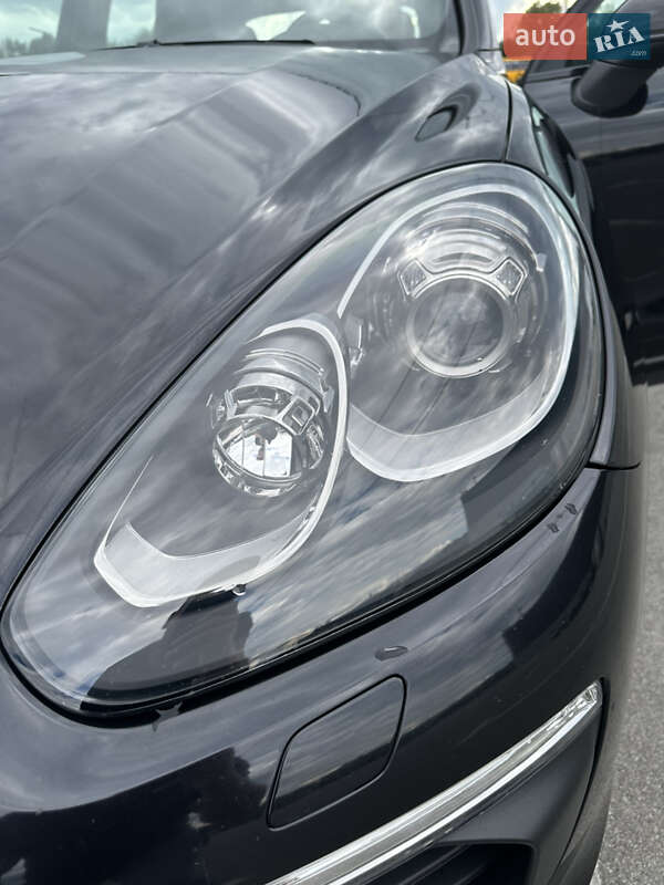 Внедорожник / Кроссовер Porsche Cayenne 2015 в Киеве фото 14 Внедорожник / Кроссовер Porsche Cayenne 2015 в Киеве