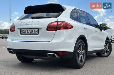 Внедорожник / Кроссовер Porsche Cayenne 2013 в 