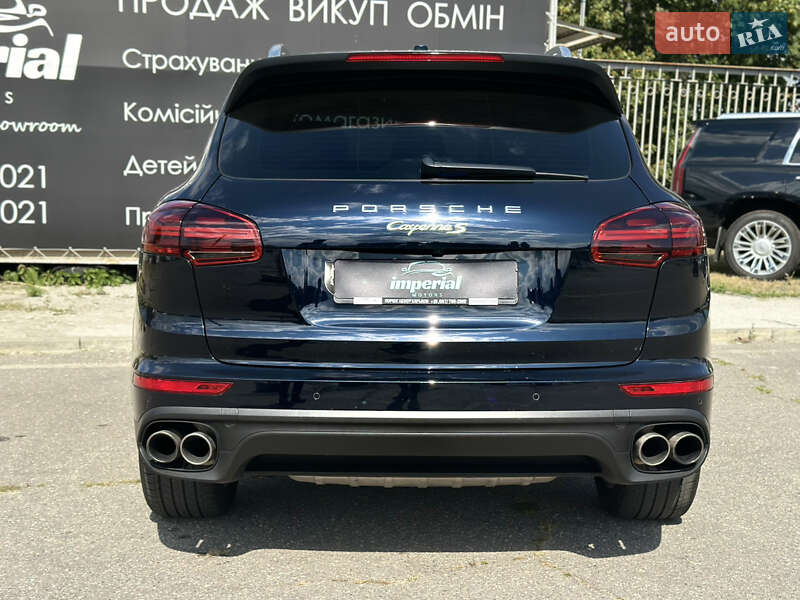 Внедорожник / Кроссовер Porsche Cayenne 2016 в Харькове