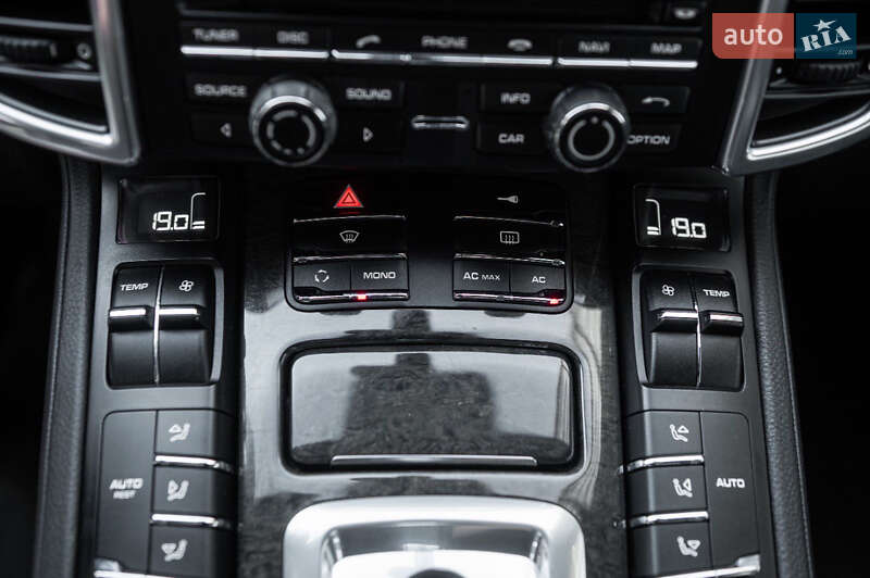 Позашляховик / Кросовер Porsche Cayenne 2010 в Одесі фото 32 Позашляховик / Кросовер Porsche Cayenne 2010 в Одесі