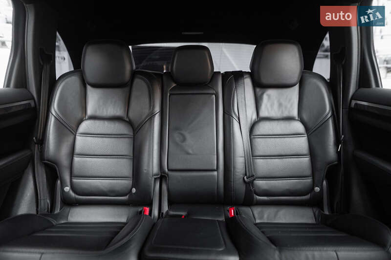 Позашляховик / Кросовер Porsche Cayenne 2010 в Одесі фото 40 Позашляховик / Кросовер Porsche Cayenne 2010 в Одесі