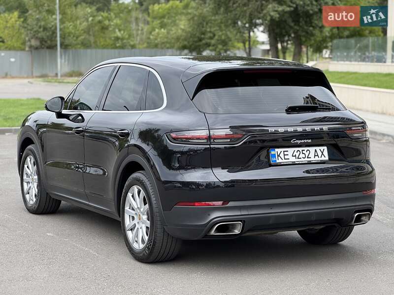 Позашляховик / Кросовер Porsche Cayenne 2018 в Дніпрі