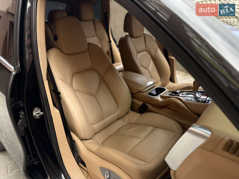 Позашляховик / Кросовер Porsche Cayenne 2010 в Тернополі фото 74 Позашляховик / Кросовер Porsche Cayenne 2010 в Тернополі