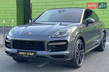 Внедорожник / Кроссовер Porsche Cayenne 2019 в 