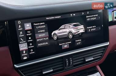 Внедорожник / Кроссовер Porsche Cayenne 2019 в 