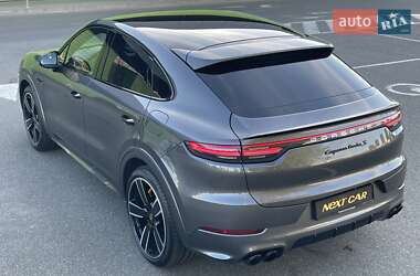 Внедорожник / Кроссовер Porsche Cayenne 2019 в 