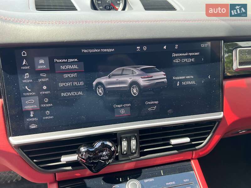 Позашляховик / Кросовер Porsche Cayenne 2019 в Полтаві