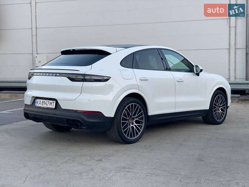 Внедорожник / Кроссовер Porsche Cayenne 2020 в Киеве