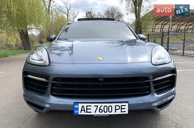 Внедорожник / Кроссовер Porsche Cayenne 2019 в 