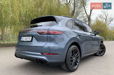 Porsche Cayenne 2019