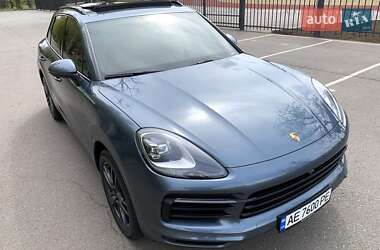 Внедорожник / Кроссовер Porsche Cayenne 2019 в 
