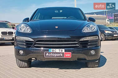 Внедорожник / Кроссовер Porsche Cayenne 2014 в 