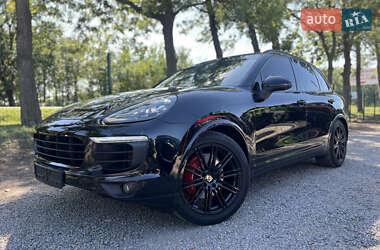 Внедорожник / Кроссовер Porsche Cayenne 2017 в Умани