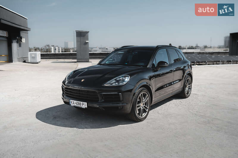Позашляховик / Кросовер Porsche Cayenne 2017 в Києві