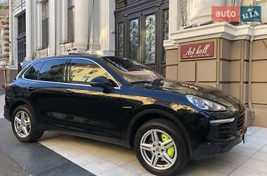 Внедорожник / Кроссовер Porsche Cayenne 2015 в Одессе