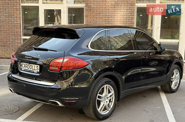 Позашляховик / Кросовер Porsche Cayenne 2011 в 