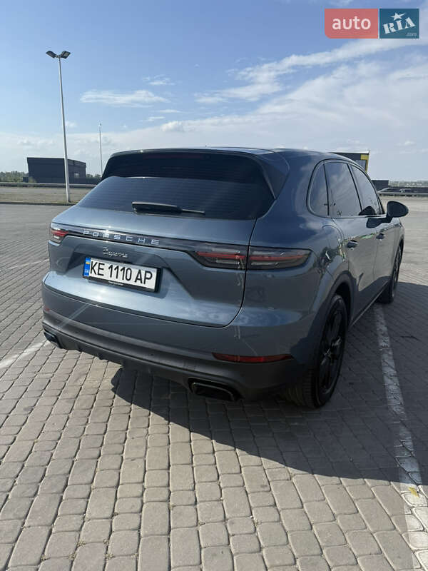 Внедорожник / Кроссовер Porsche Cayenne 2018 в Днепре