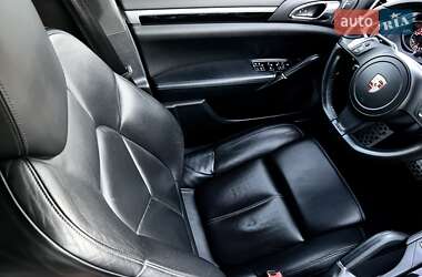 Внедорожник / Кроссовер Porsche Cayenne 2012 в 