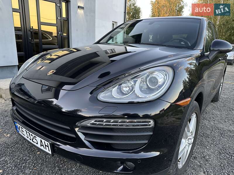Позашляховик / Кросовер Porsche Cayenne 2011 в Любешові