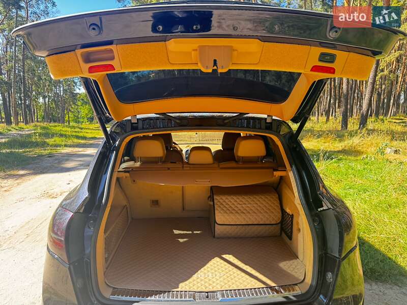 Внедорожник / Кроссовер Porsche Cayenne 2011 в Чернигове