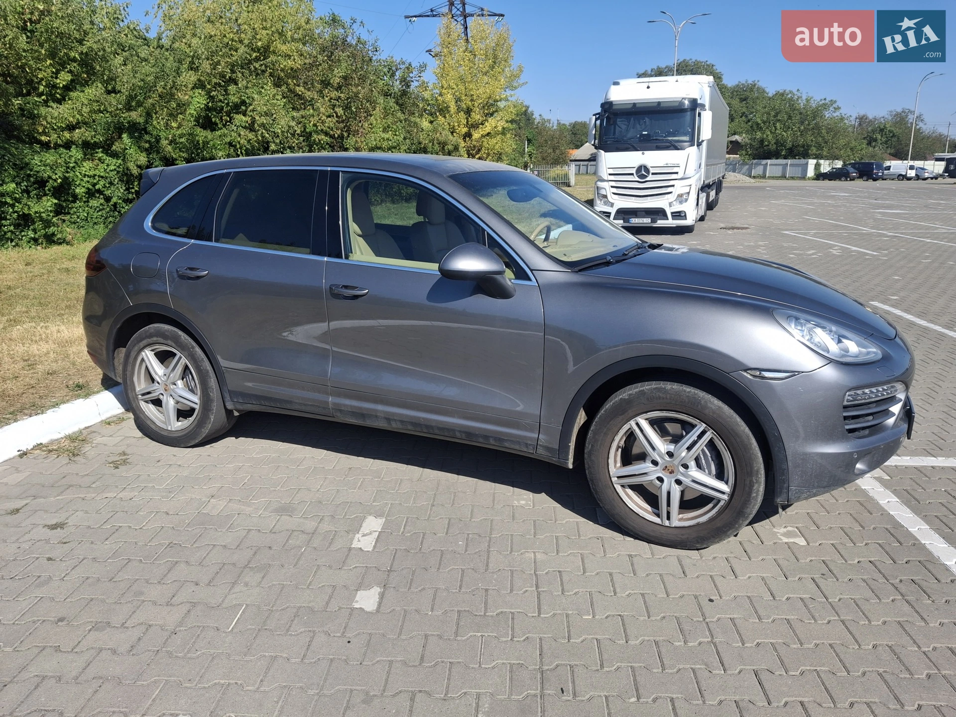 2013 Porsche Cayenne - мініатюра 12