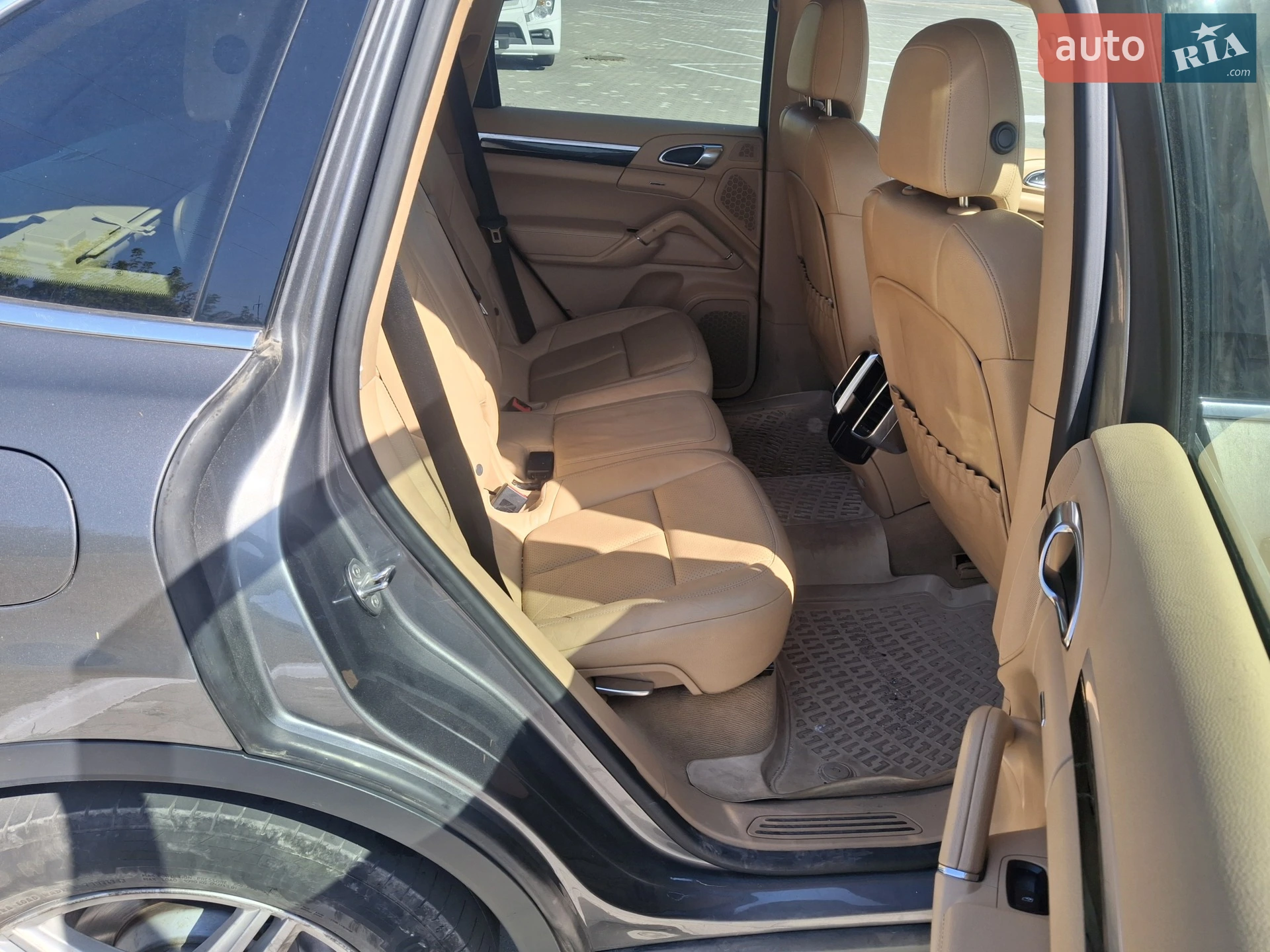 2013 Porsche Cayenne - мініатюра 25