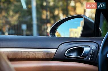 Внедорожник / Кроссовер Porsche Cayenne 2016 в 