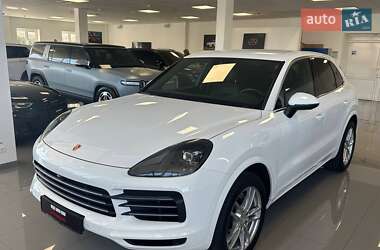 Позашляховик / Кросовер Porsche Cayenne 2022 в 