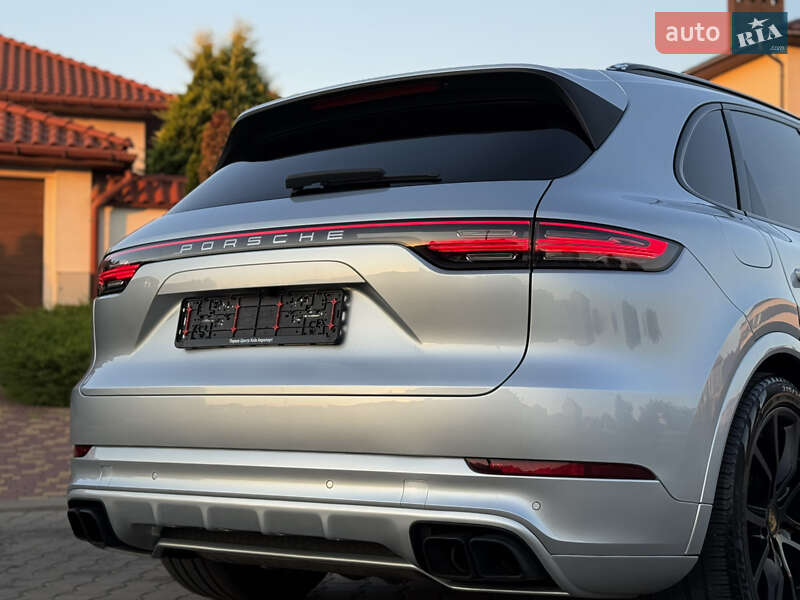 Внедорожник / Кроссовер Porsche Cayenne 2018 в Одессе фото 17 Внедорожник / Кроссовер Porsche Cayenne 2018 в Одессе
