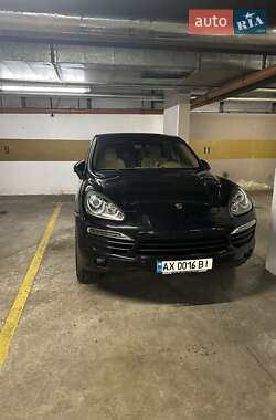 Внедорожник / Кроссовер Porsche Cayenne 2013 в 