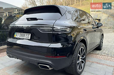 Внедорожник / Кроссовер Porsche Cayenne 2019 в 