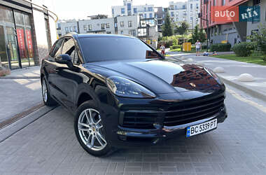 Внедорожник / Кроссовер Porsche Cayenne 2019 в 