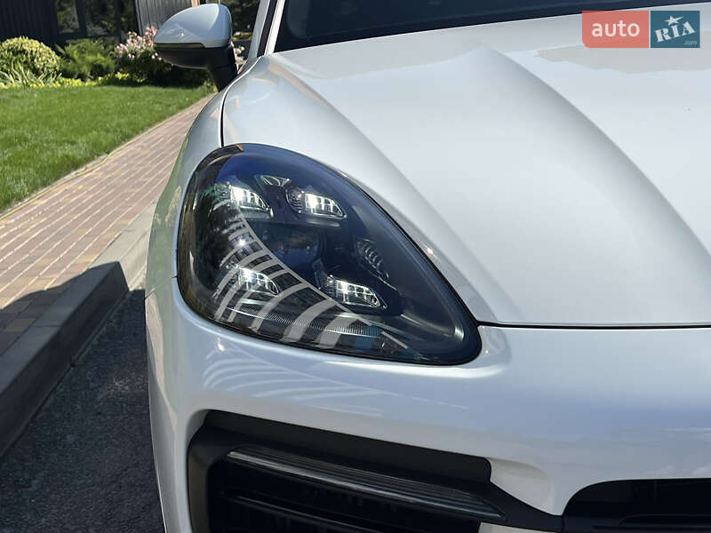 Внедорожник / Кроссовер Porsche Cayenne 2019 в Днепре