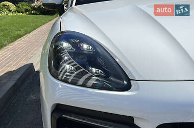 Внедорожник / Кроссовер Porsche Cayenne 2019 в 