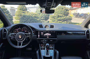 Внедорожник / Кроссовер Porsche Cayenne 2019 в 
