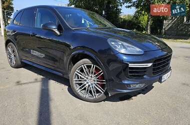 Porsche Cayenne 2015