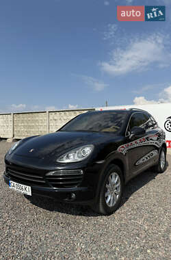 Позашляховик / Кросовер Porsche Cayenne 2011 в 