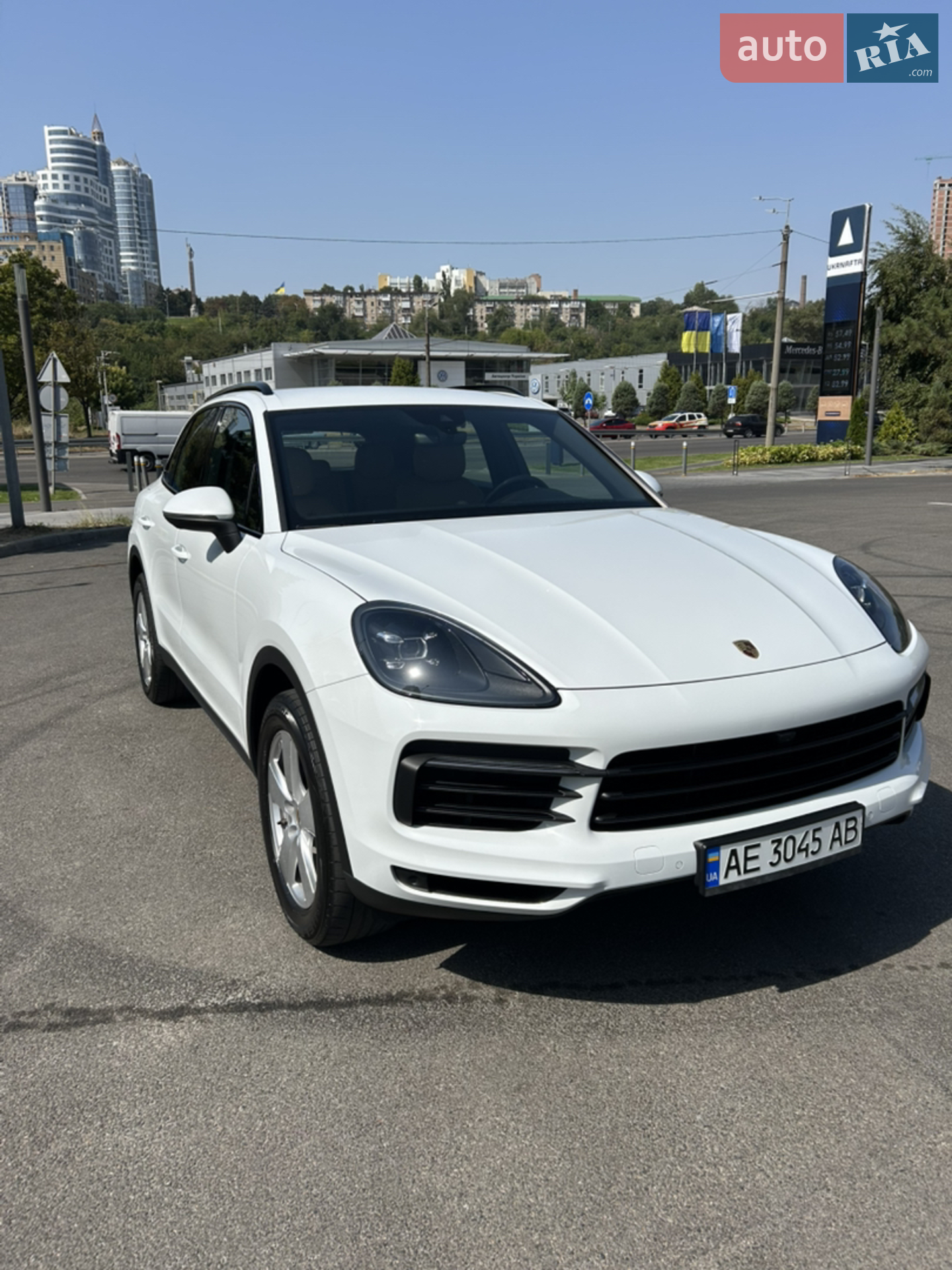 2019 Porsche Cayenne - мініатюра 2
